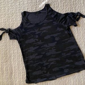 XS Sanctuary Open Shoulder Navy Camo Top.